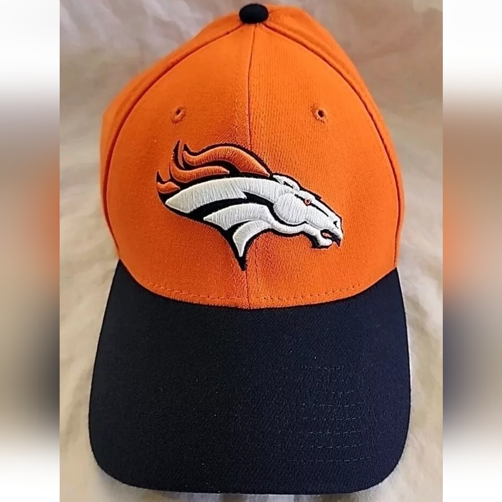 Denver Broncos Football Cap Embroided Orange And Blue Size Small-Medium